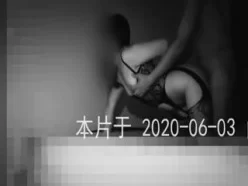 少妇狗趴式爽翻[00:01:25]